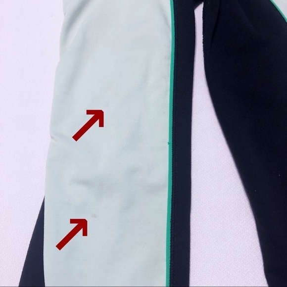 LULULEMON Heat It Up Crop - Picture 6 of 9